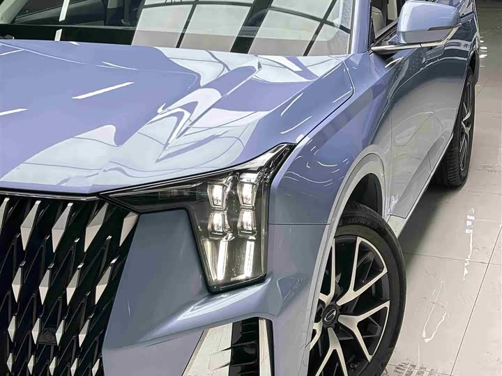 Фото 2 - GAC Trumpchi GS8