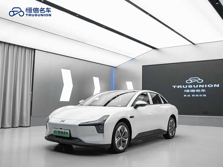 Фото 1 - XPeng Mona M03