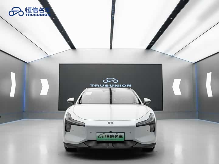 Фото 2 - XPeng Mona M03