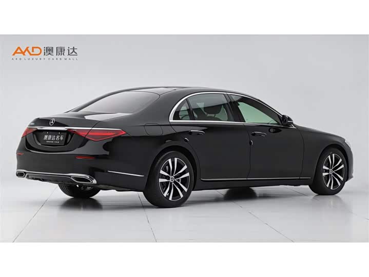 Фото 3 - Mercedes-Benz S-Class