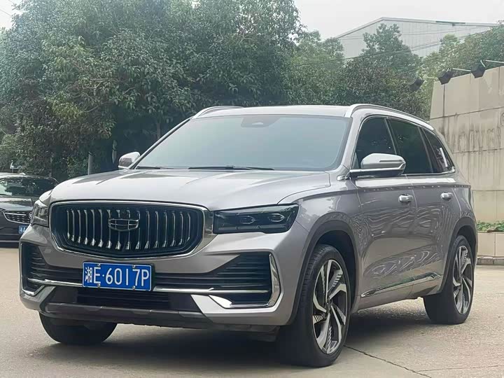 Фото 2 - Geely Monjaro