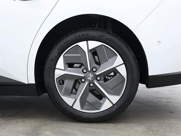 Фото 9 - XPeng Mona M03