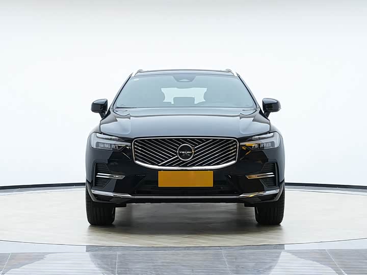Фото 2 - Volvo XC60