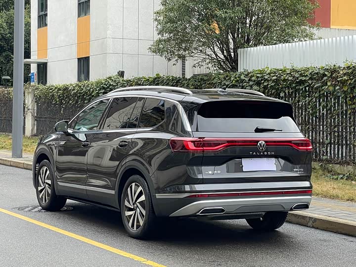 Фото 8 - Volkswagen Talagon