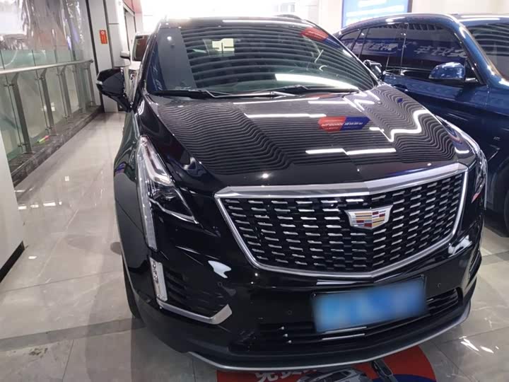 Фото 3 - Cadillac XT5