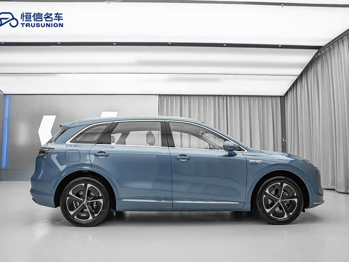 Фото 5 - Shangjie (Huawei × SAIC) H5