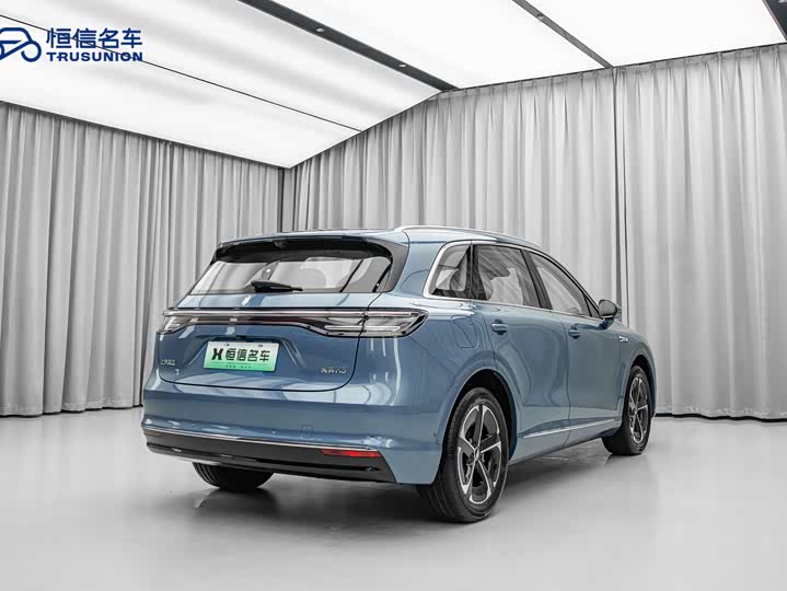 Фото 7 - Shangjie (Huawei × SAIC) H5