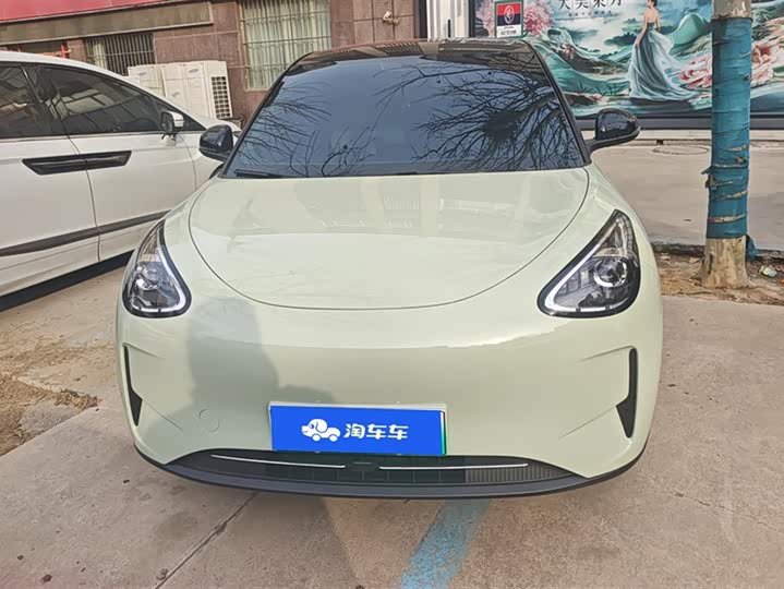 Фото 2 - Geely Galaxy Geome