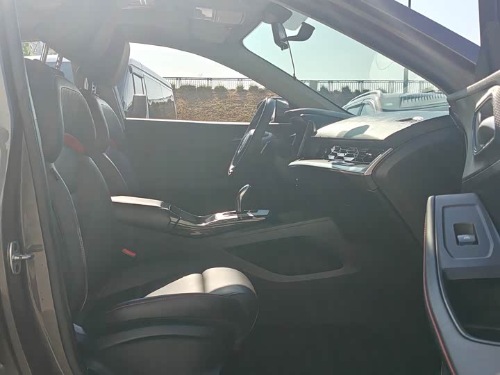 Фото 7 - MG Motor 5