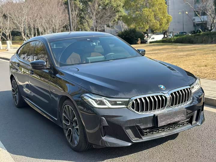 Фото 2 - BMW 6 Series GT