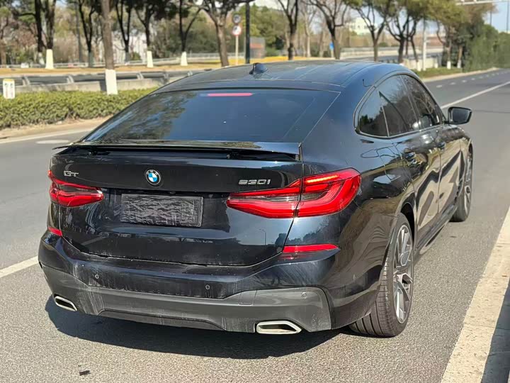 Фото 5 - BMW 6 Series GT