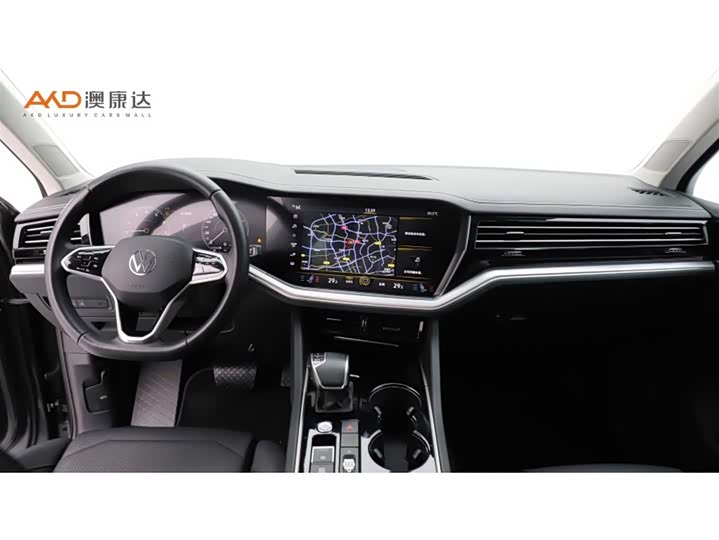 Фото 5 - Volkswagen Touareg