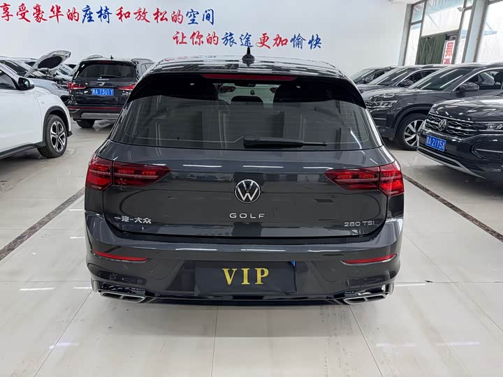 Фото 4 - Volkswagen Golf