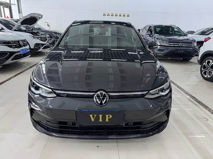 Фото 7 - Volkswagen Golf