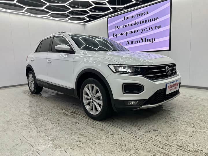 Фото 3 - Volkswagen T-Roc
