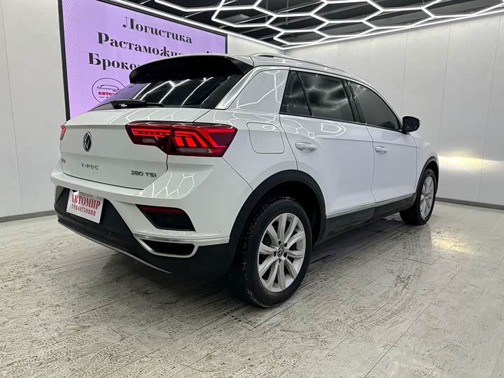 Фото 9 - Volkswagen T-Roc