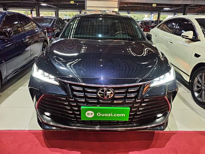 Фото 3 - Toyota Avalon