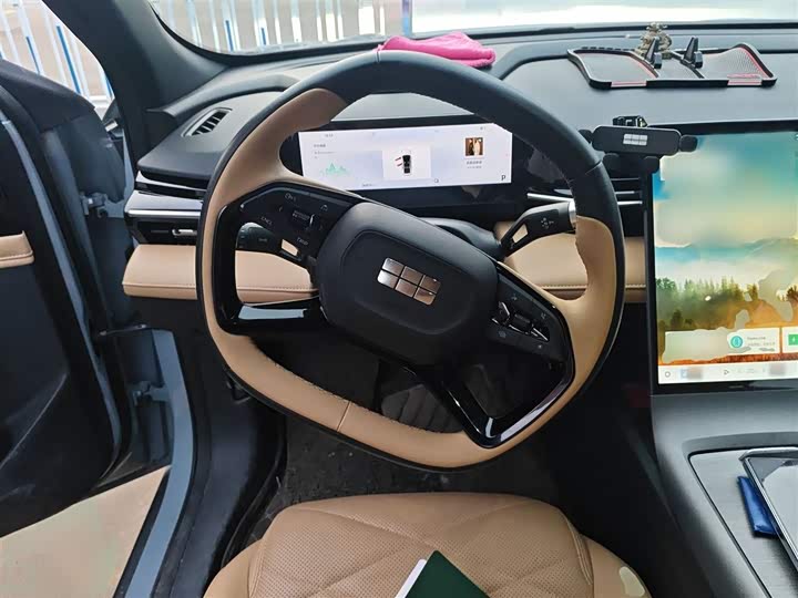 Фото 3 - Geely Galaxy L6