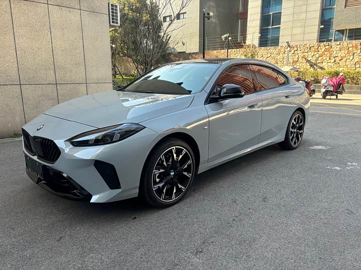 Фото 1 - BMW 2 Series