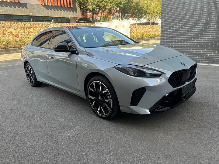 Фото 3 - BMW 2 Series