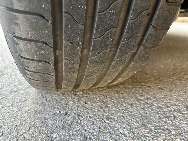 Фото 8 - BMW 2 Series