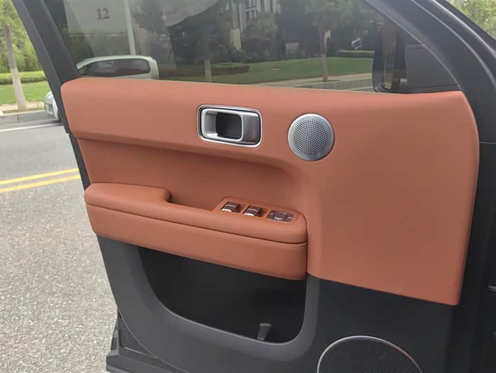 Фото 7 - LiXiang L6