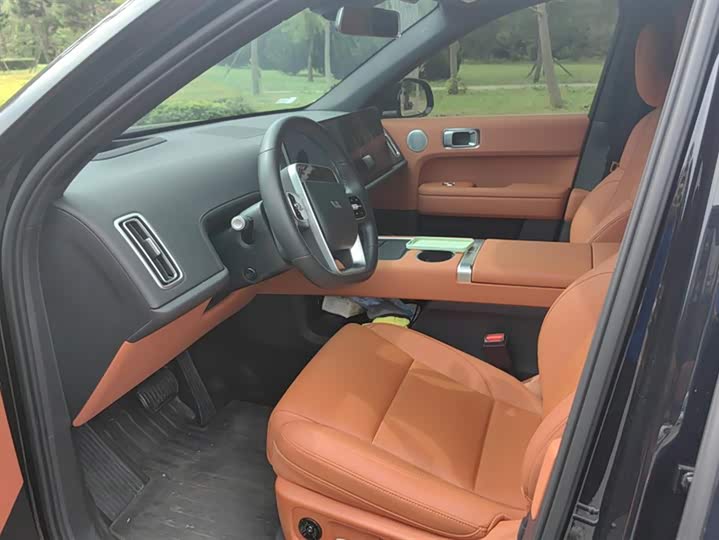 Фото 9 - LiXiang L6