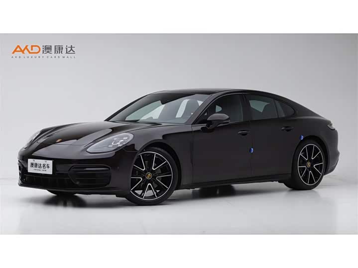 Фото 1 - Porsche Panamera