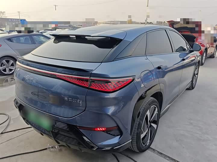 Фото 7 - BYD Sea Lion 07 EV