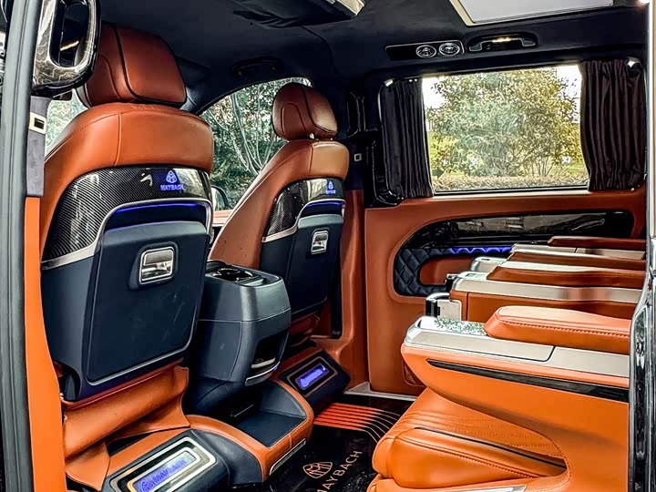 Фото 9 - Mercedes-Benz Vito