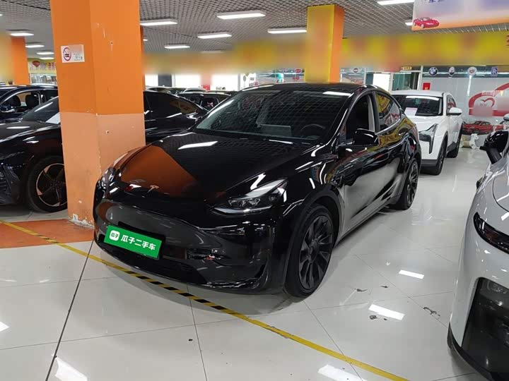 Фото 1 - Tesla Model Y