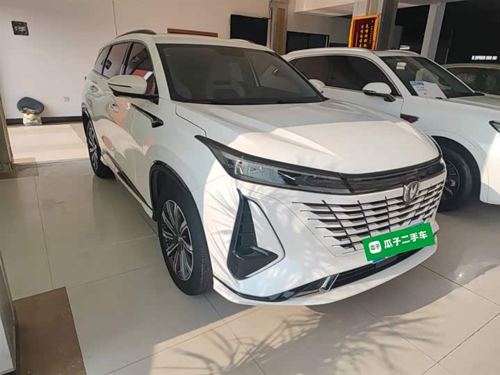 Фото 3 - Changan CS75 Plus