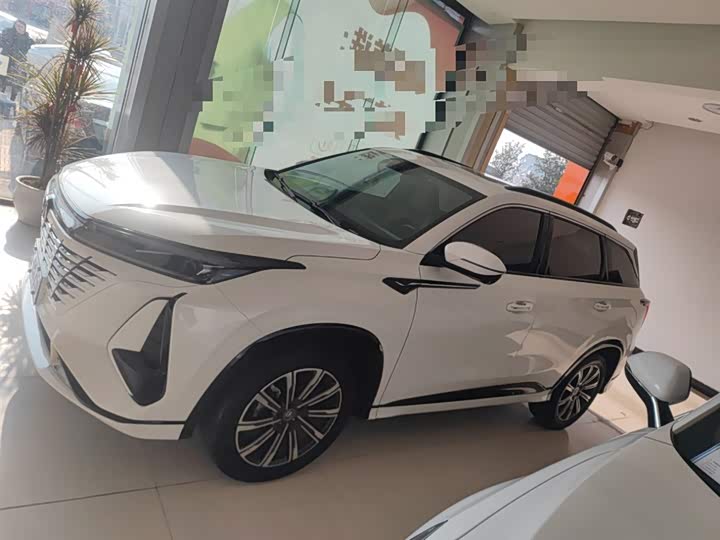 Фото 4 - Changan CS75 Plus