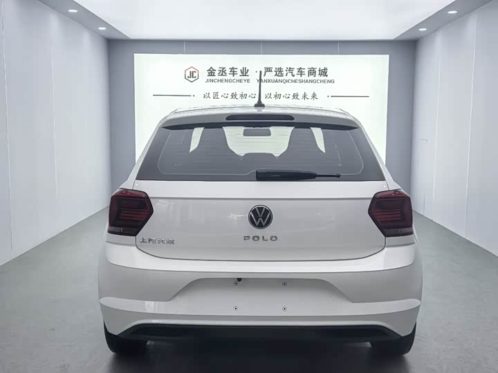 Фото 4 - Volkswagen Polo