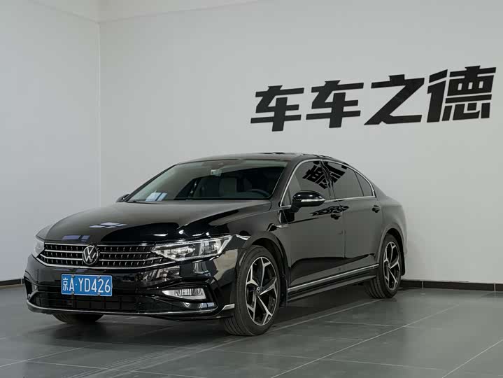 Фото 1 - Volkswagen Magotan