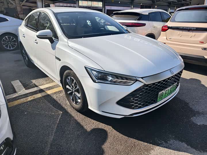 Фото 1 - BYD Qin Plus