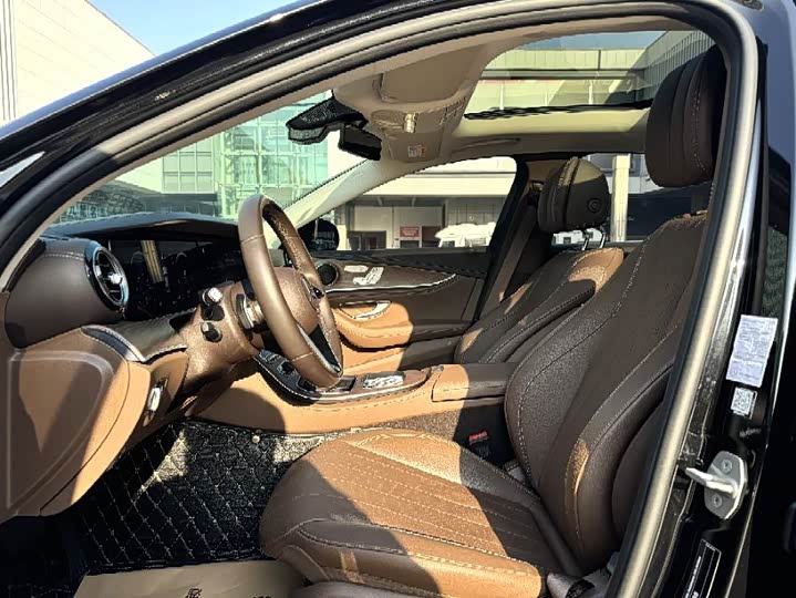 Фото 4 - Mercedes-Benz E-Class Hybrid