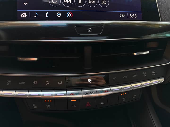 Фото 7 - Cadillac CT5