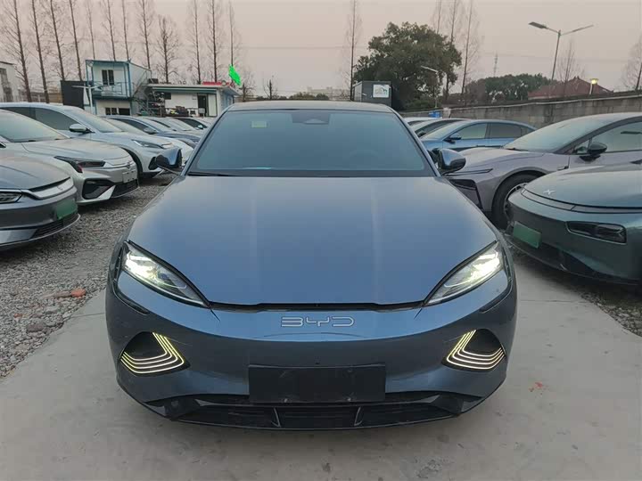 Фото 3 - BYD Seal