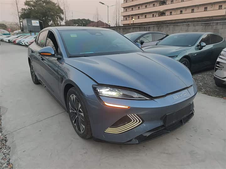 Фото 4 - BYD Seal