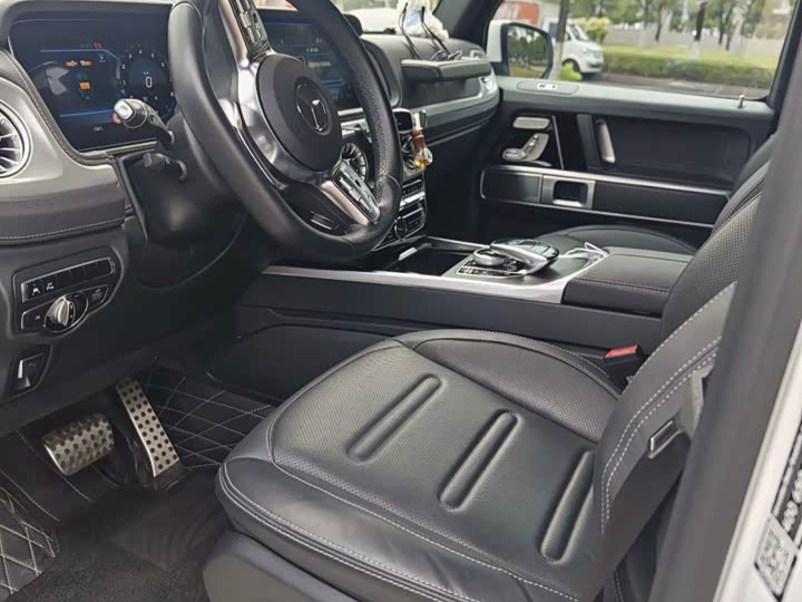 Фото 5 - Mercedes-Benz G-Class