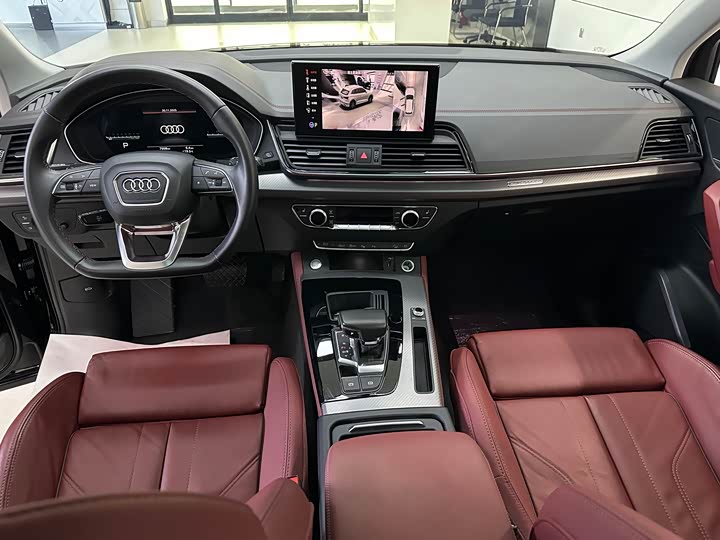 Фото 6 - Audi Q5L
