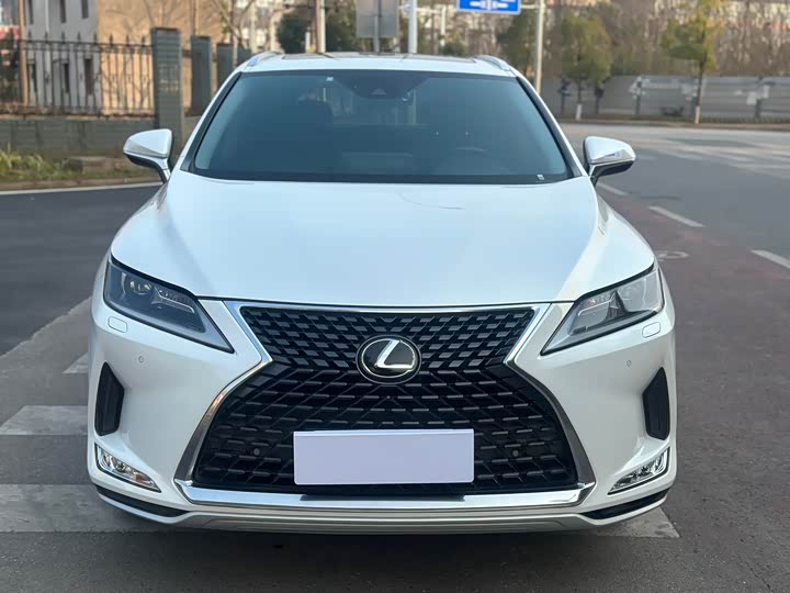 Фото 2 - Lexus RX