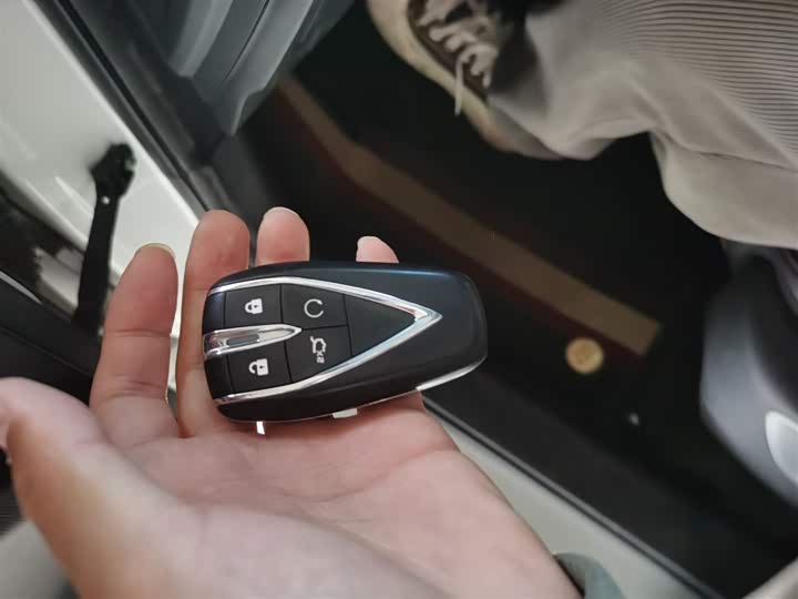 Фото 9 - Changan CS75 Plus