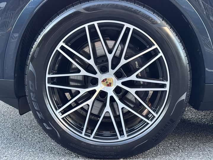 Фото 9 - Porsche Cayenne