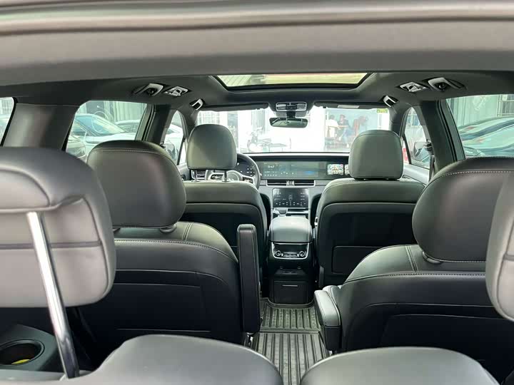 Фото 5 - LiXiang One