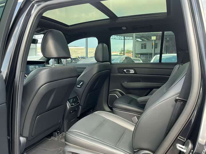 Фото 6 - LiXiang One