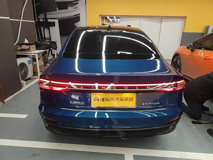 Фото 6 - Lincoln Z (Zephyr)