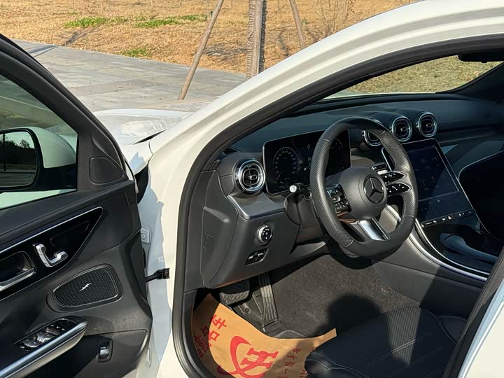 Фото 5 - Mercedes-Benz C-Class