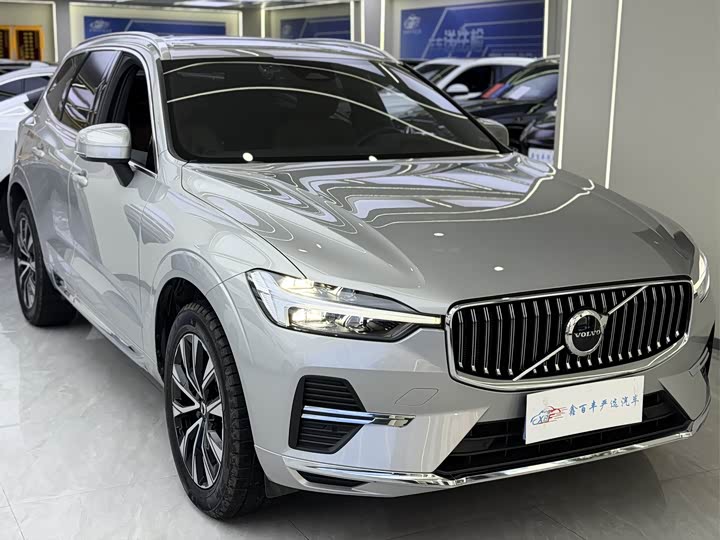 Фото 3 - Volvo XC60